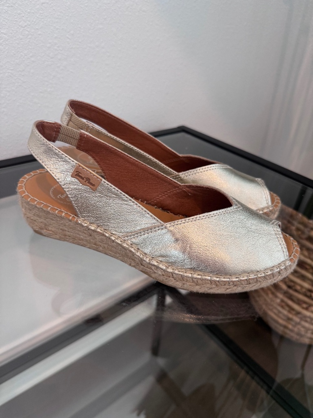 TONI PONS Women’s Bernia-P Espadrille Wedge Sandal metallic gold Size 37/6.5